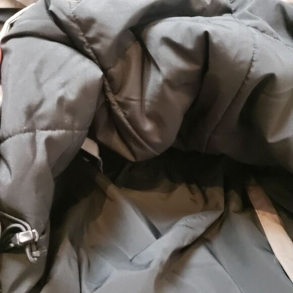 Mountain Equipment Coop hooded winter coat - Picture 4 of 16